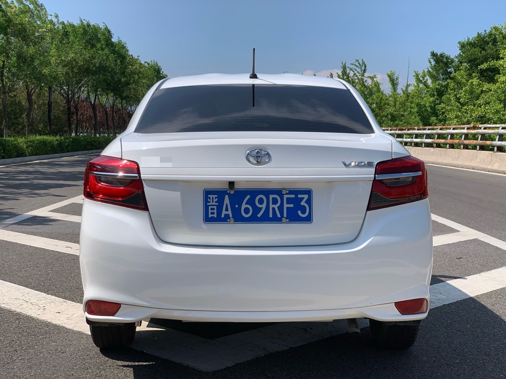 Toyota Vios 2023 immagine di auto #9
