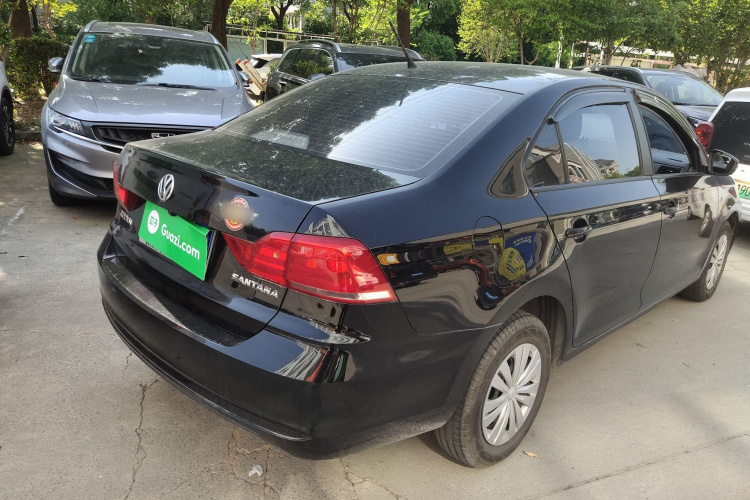 Volkswagen Santana 2021 صورة سيارة #7