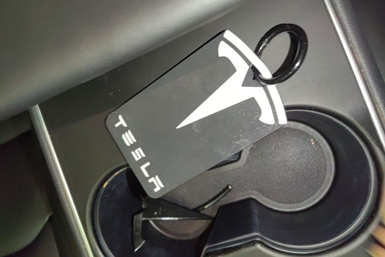 Tesla Model 3 2020 #9 Tesla Model 3 2020 car image #9