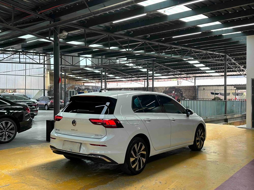 Volkswagen Golf 2026 #6 Volkswagen Golf 2026 صورة سيارة #6