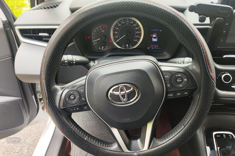Toyota Corolla 2021 car image #12