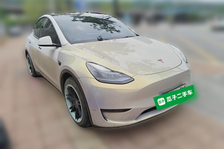 Tesla Model Y 2021 car image #4