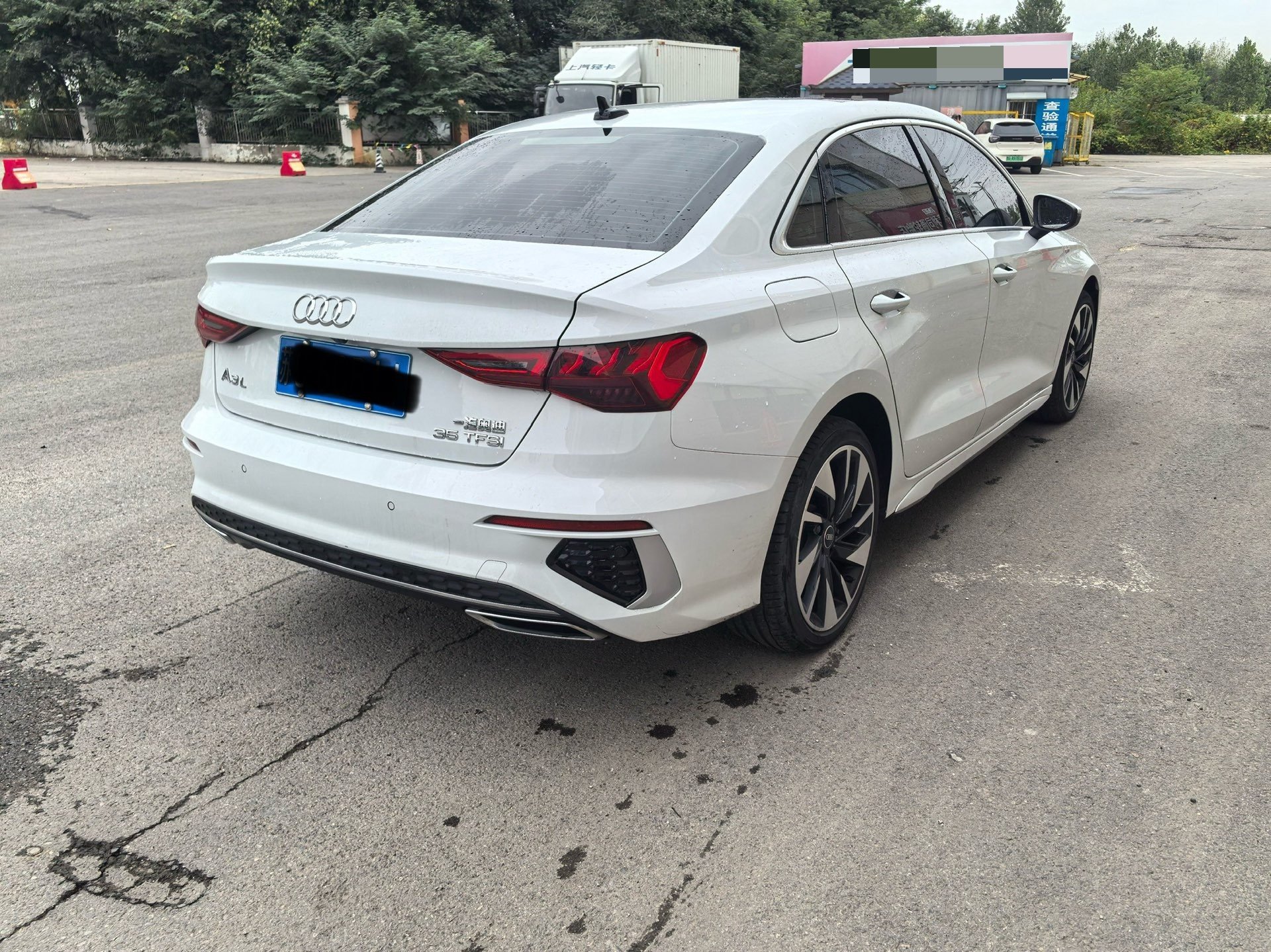 2023 immagine di auto #4