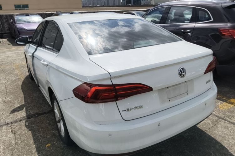 Volkswagen Bora 2020 car image #5