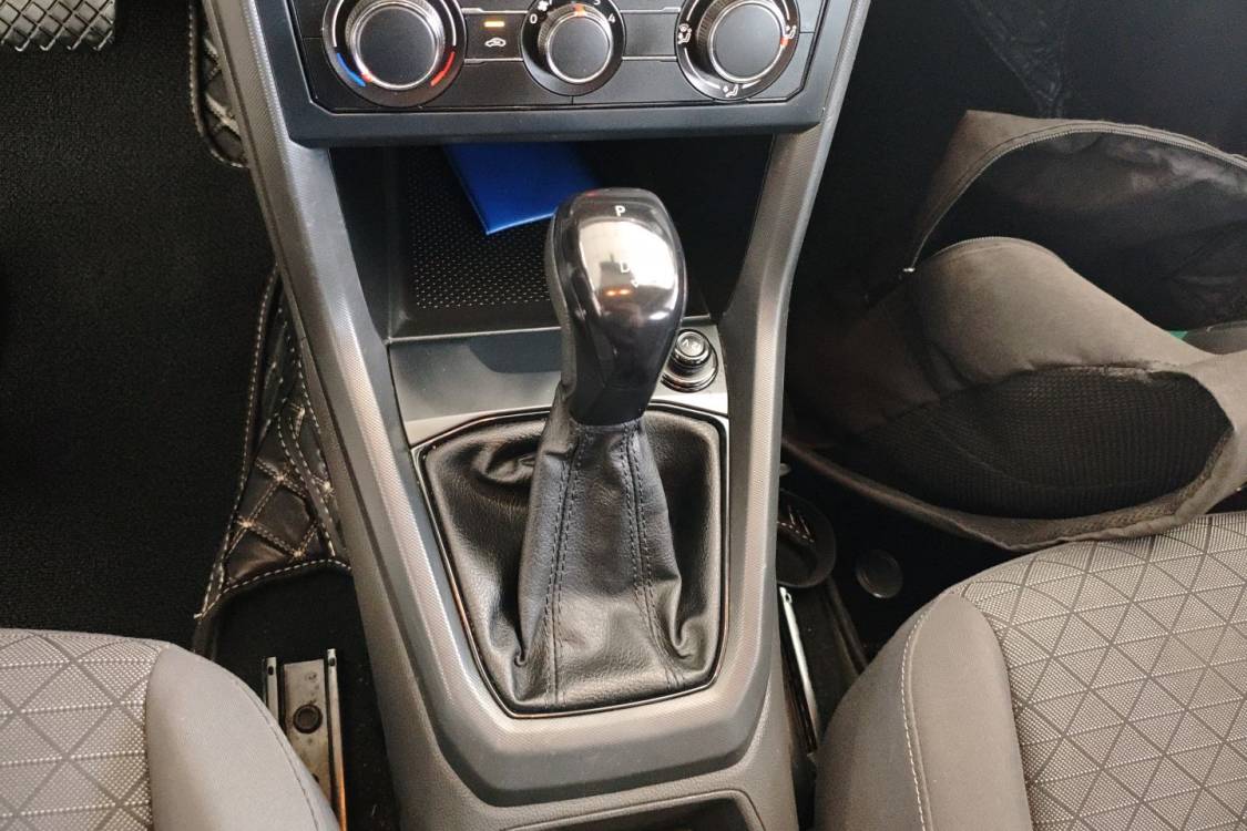 Volkswagen T-Cross 2023 car image #20