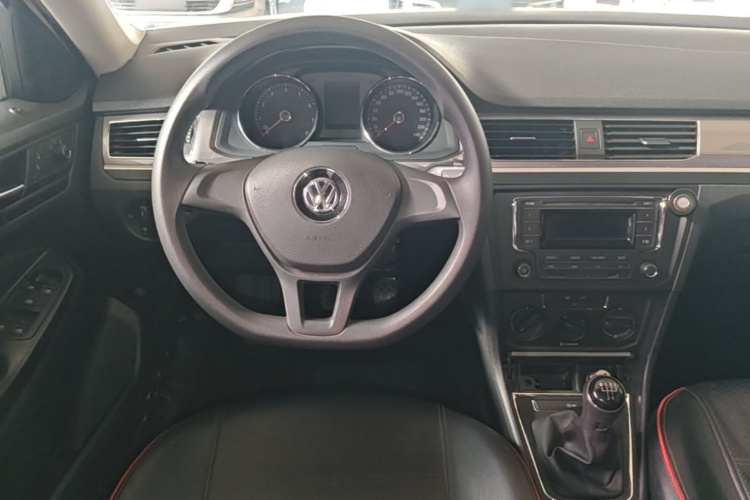 Volkswagen Bora 2020 car image #11