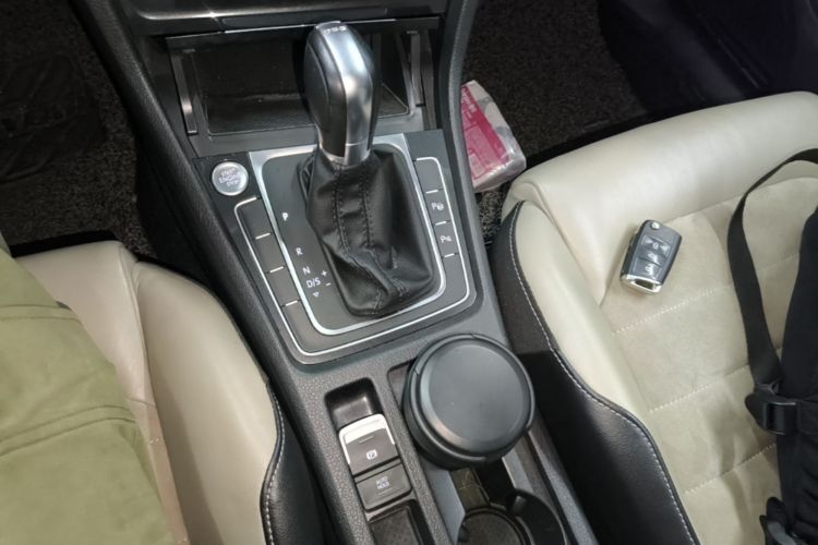 Volkswagen Golf 2017 #14 Volkswagen Golf 2017 car image #14