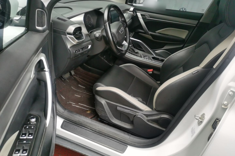 GEELY Coolray 2020 #16 GEELY Coolray 2020 car image #16