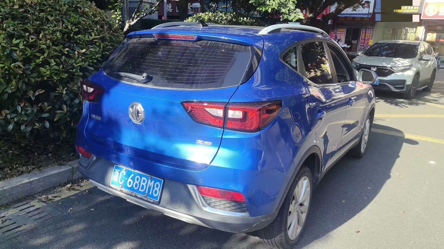 MG ZS 2017 #6 MG ZS 2017 car image #6