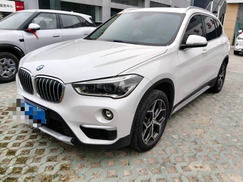 BMW X1 2019 BMW X1 2019 صورة سيارة