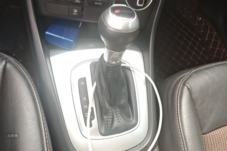 Audi Q3 2019 #16 Audi Q3 2019 car image #16