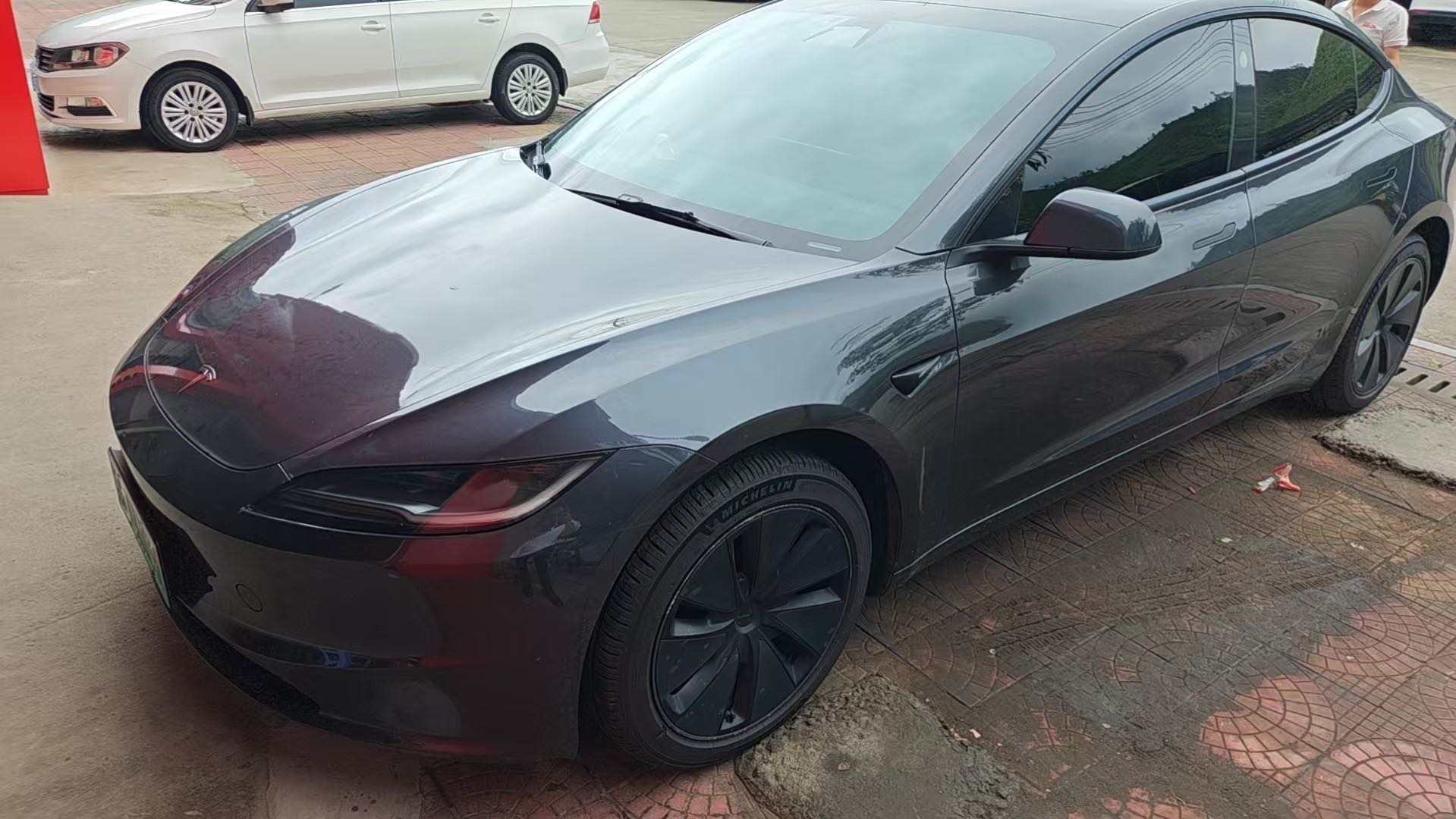 Tesla Model 3 2024 car image 