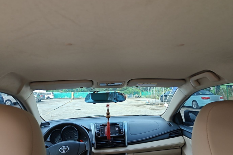 Toyota Vios 2015 car image #18