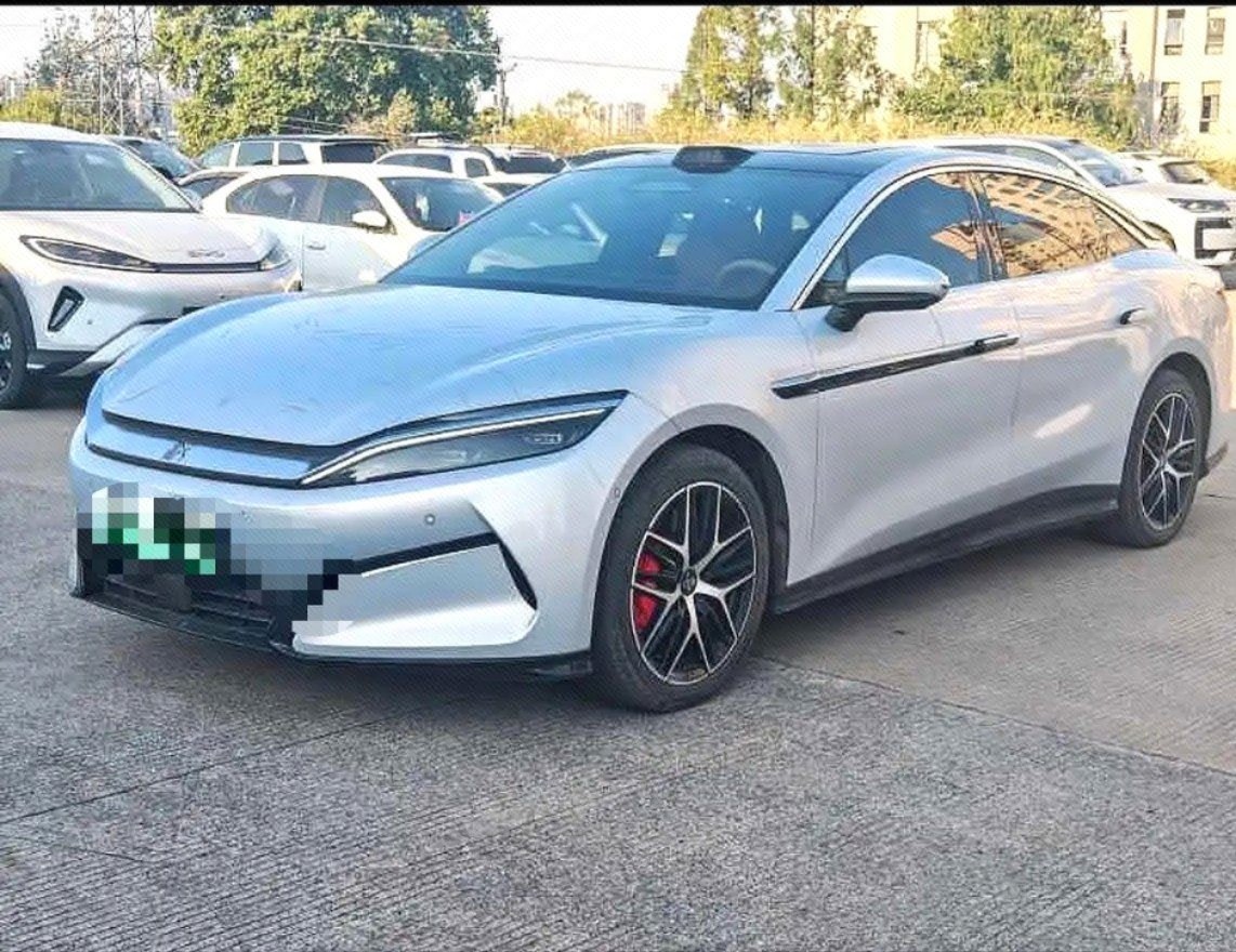 BYD HanL 2025 car image 