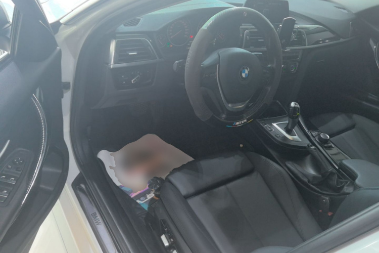 BMW 3 Series 2018 #16 BMW 3 Series 2018 car image #16