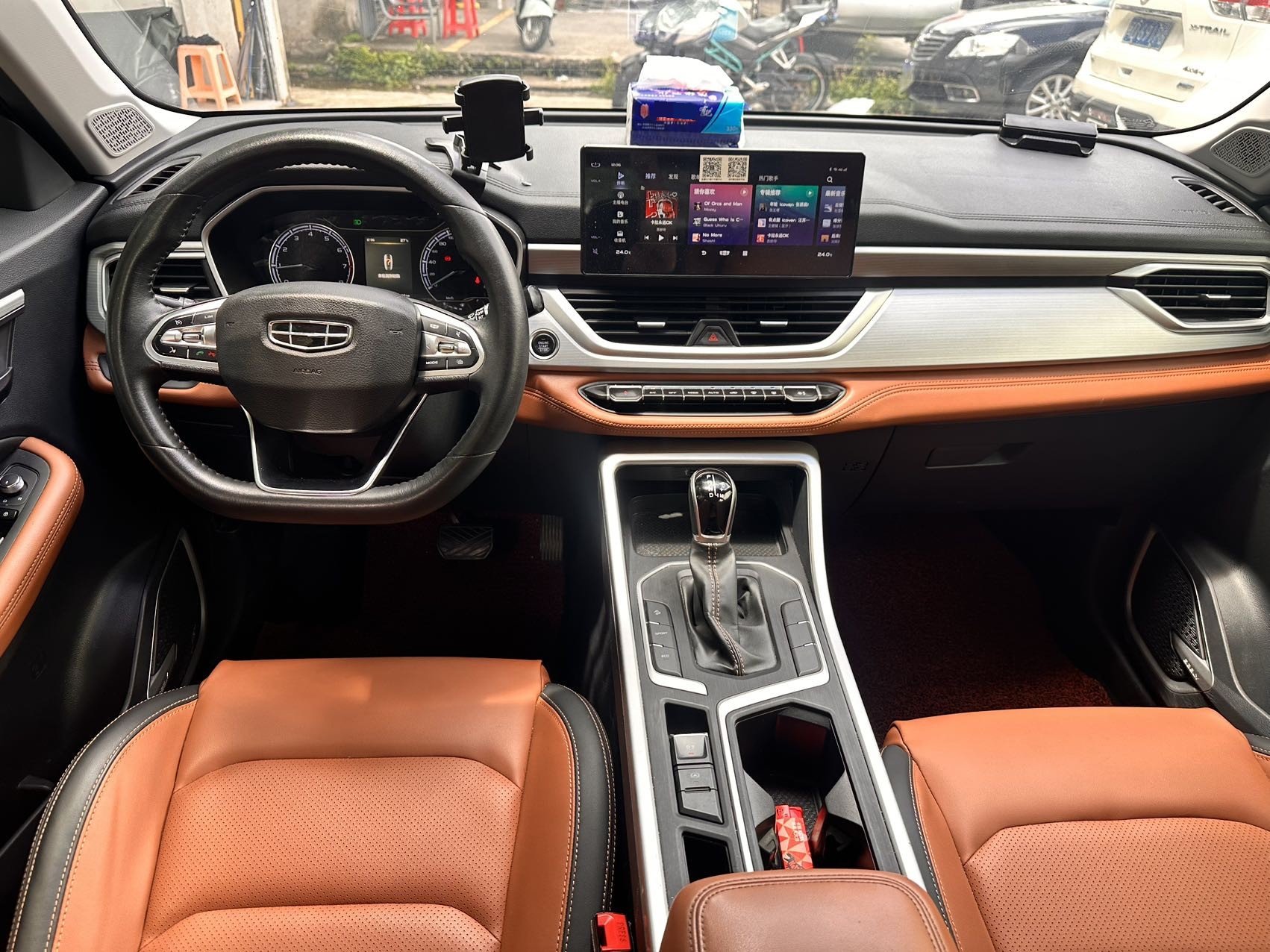 GEELY Vision X6 2020 صورة سيارة #8