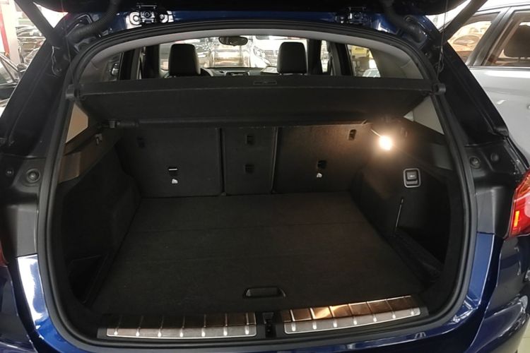 BMW X1 2019 car image #19