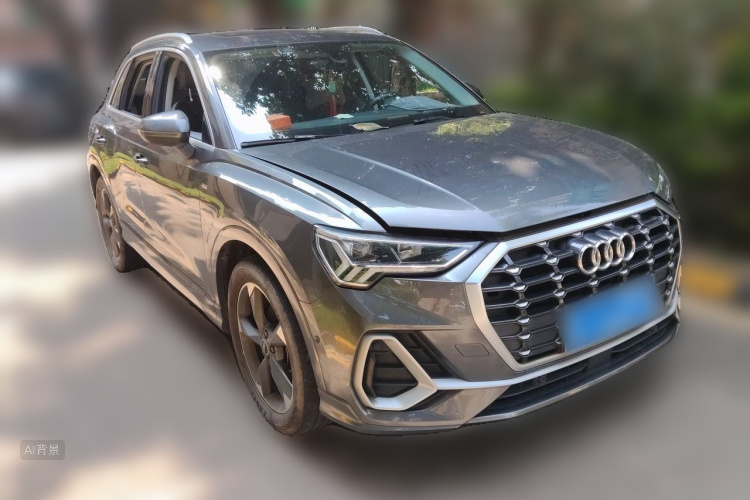 Audi Q3 2021 car image #4