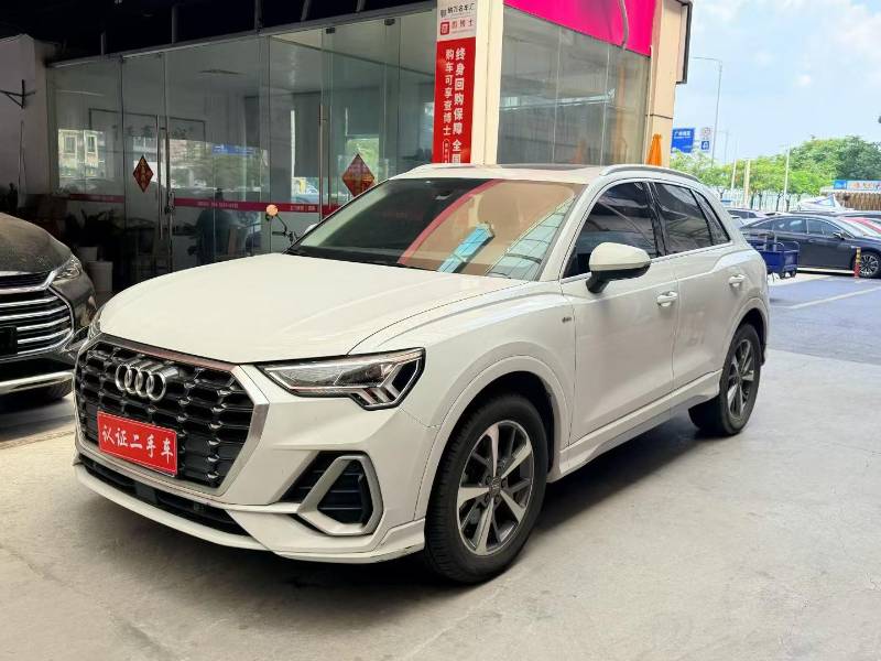 Audi Q3 2019 car image 