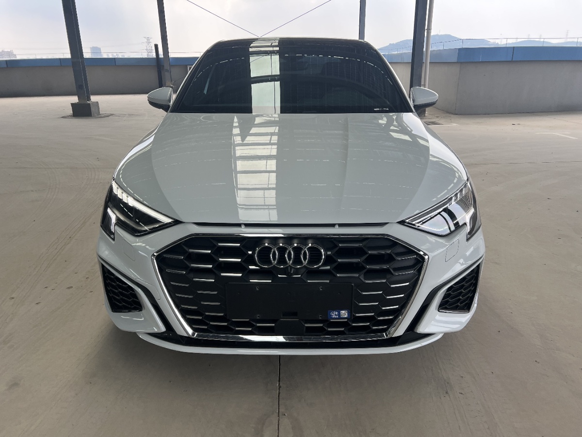 Audi A3 2022 immagine di auto #3