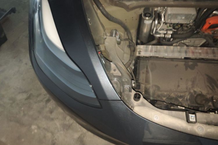 Tesla Model Y 2024 #24 Tesla Model Y 2024 immagine di auto #24