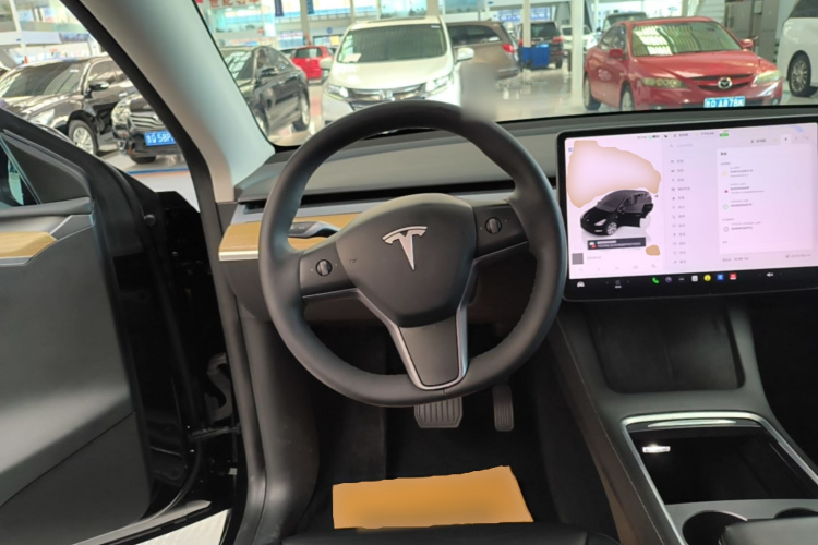 Tesla Model Y 2023 #11 Tesla Model Y 2023 immagine di auto #11