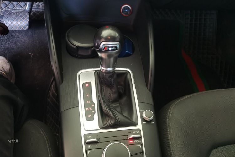Audi A3 2016 immagine di auto #16