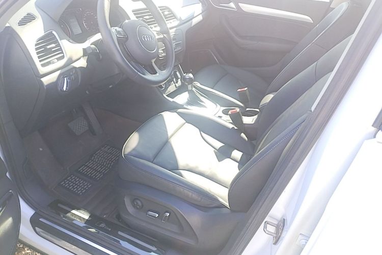 Audi Q3 2019 #15 Audi Q3 2019 car image #15