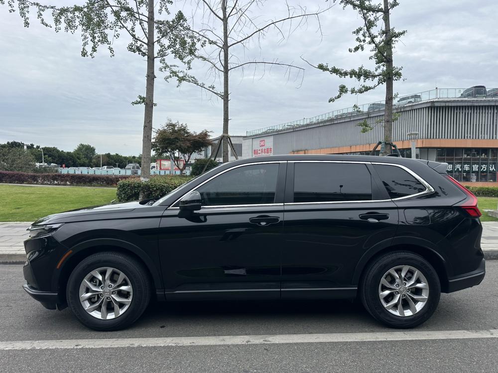 Honda CR-V 2023 car image #4
