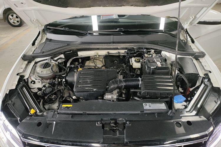 Volkswagen Bora 2020 car image #20