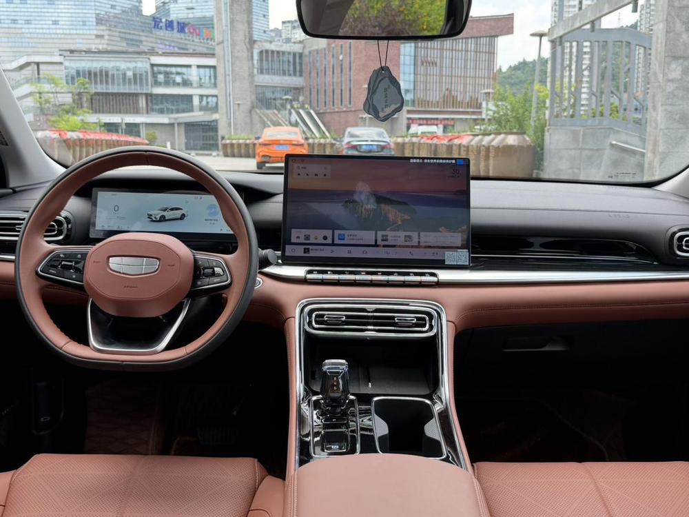 GEELY Emgrand 2025 car image #19