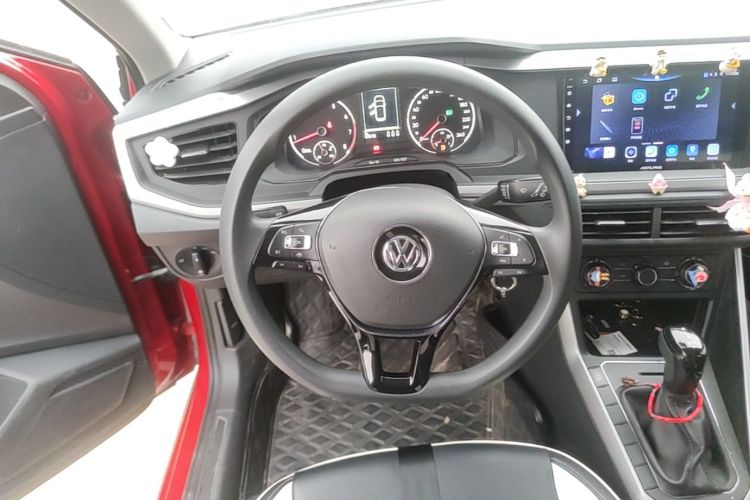 Volkswagen Polo 2021 car image #15