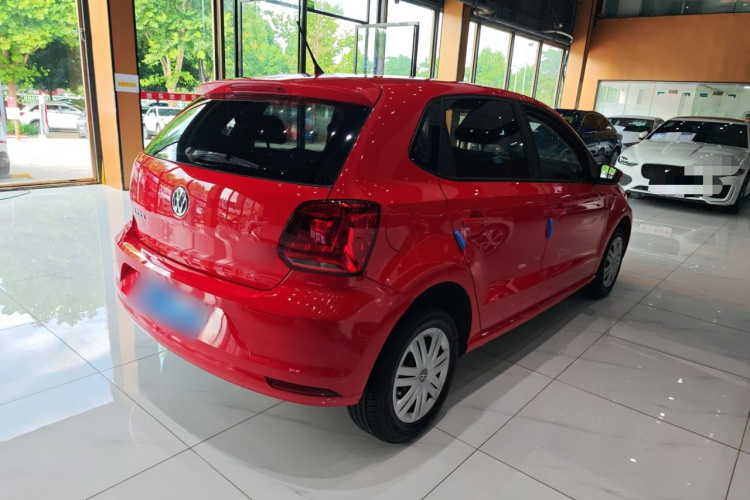 Volkswagen Polo 2018 car image #6
