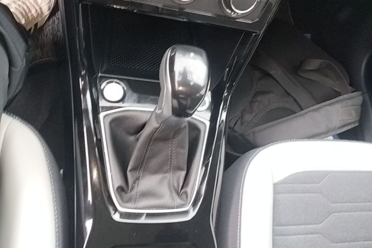 Volkswagen Tharu 2024 #14 Volkswagen Tharu 2024 صورة سيارة #14