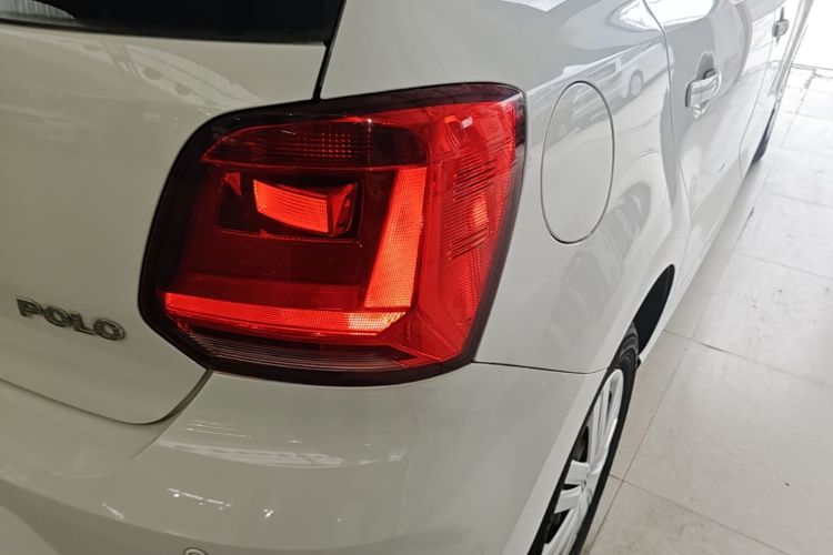 Volkswagen Polo 2016 #8 Volkswagen Polo 2016 car image #8