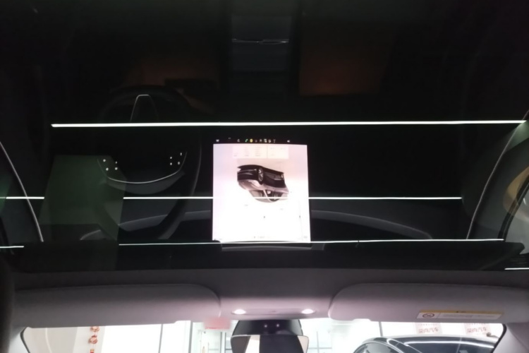 Tesla Model 3 2024 #18 Tesla Model 3 2024 صورة سيارة #18