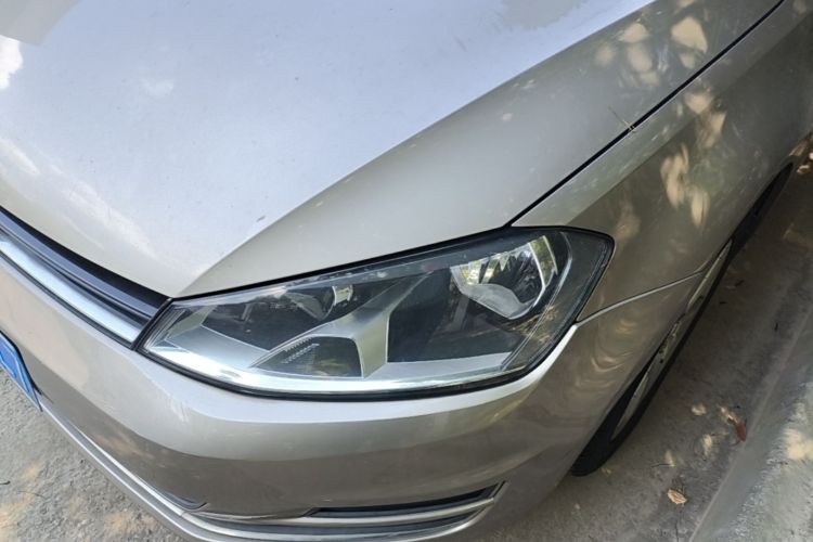 Volkswagen Golf 2016 car image #23