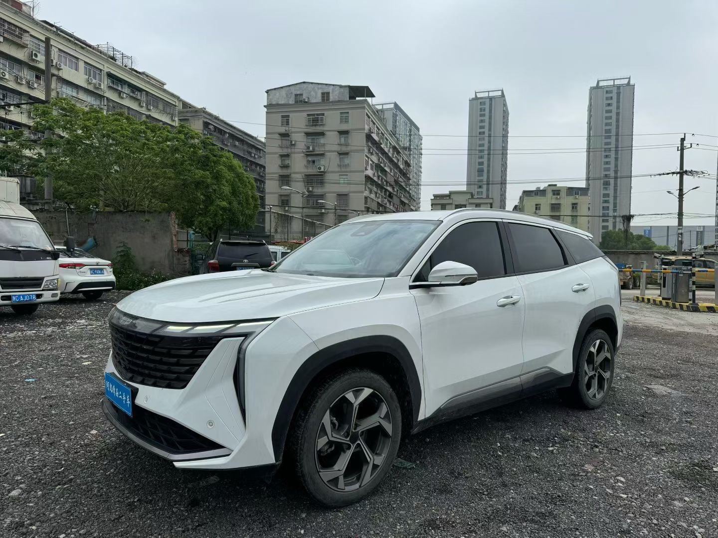 GEELY Boyue L 2022 car image 