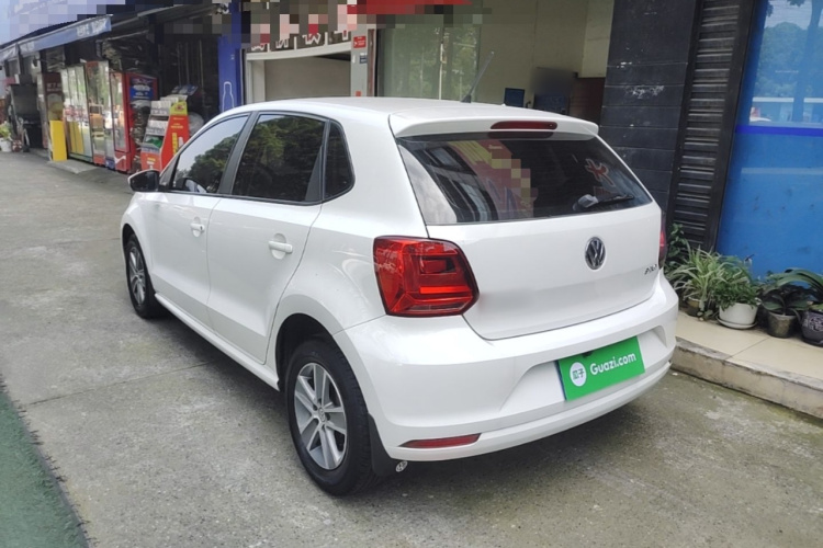 Volkswagen Polo 2016 car image #5