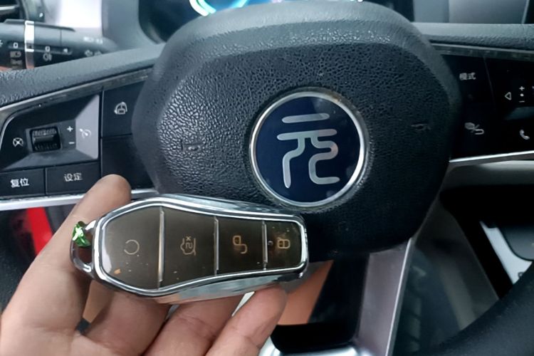 BYD Yuan Pro 2021 #15 BYD Yuan Pro 2021 car image #15