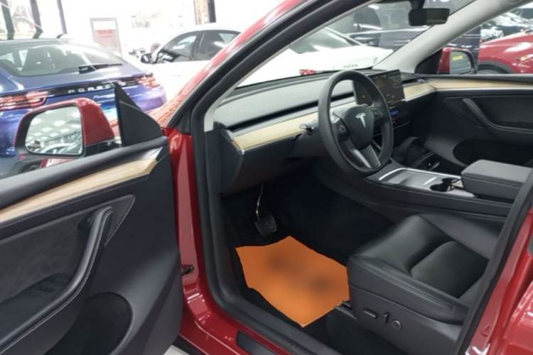 Tesla Model Y 2023 #16 Tesla Model Y 2023 immagine di auto #16