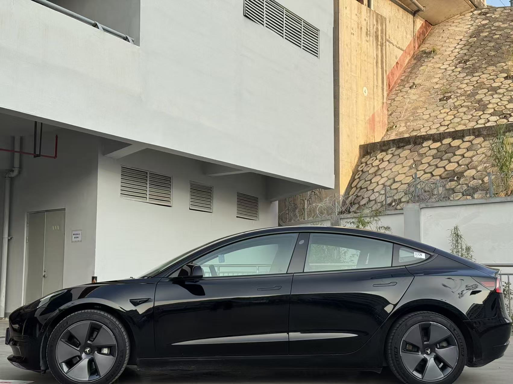 Tesla Model 3 2022 car image #7