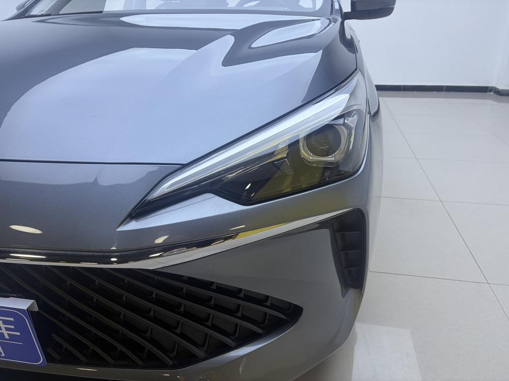 Roewe i5 2024 صورة سيارة #6