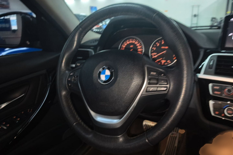 BMW 3 Series 2017 #11 BMW 3 Series 2017 car image #11
