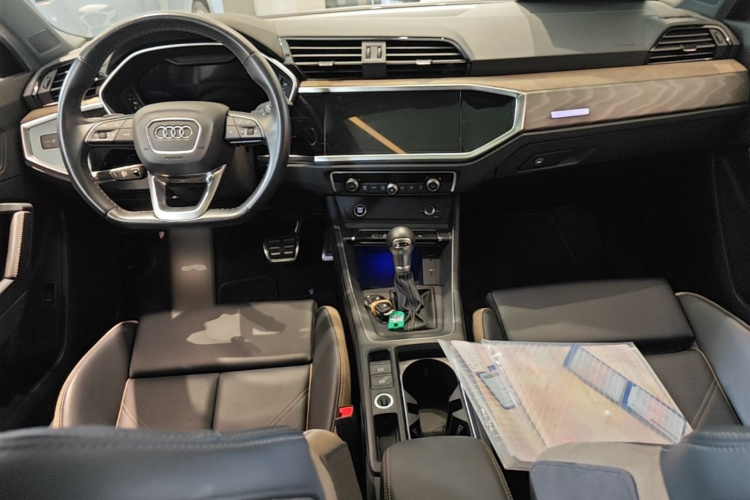 Audi Q3 2024 #11 Audi Q3 2024 car image #11