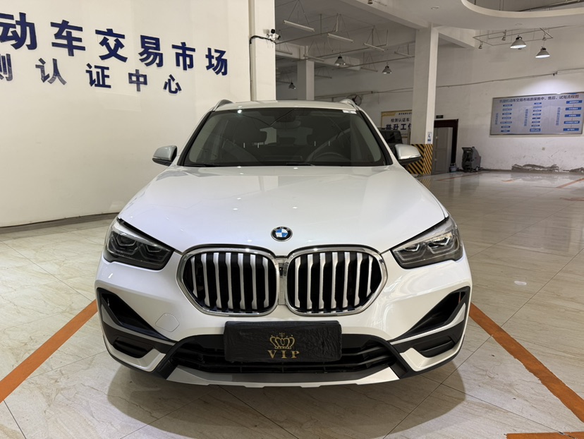 BMW X1 2023 #2 BMW X1 2023 صورة سيارة #2