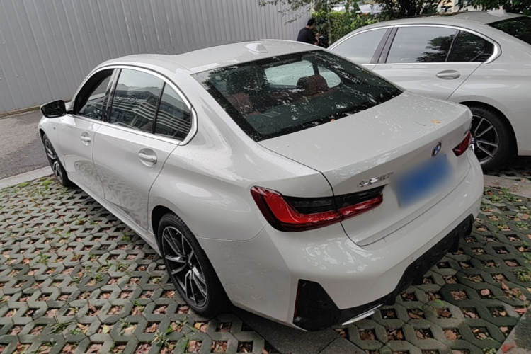 BMW 3 Series 2024 car image #5