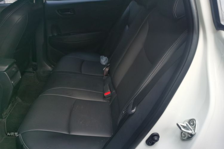 Toyota Corolla Cross 2026 image de voiture #19