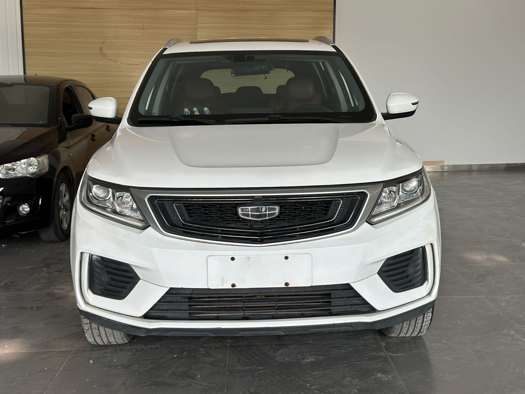 GEELY Vision X6 2019 car image #2