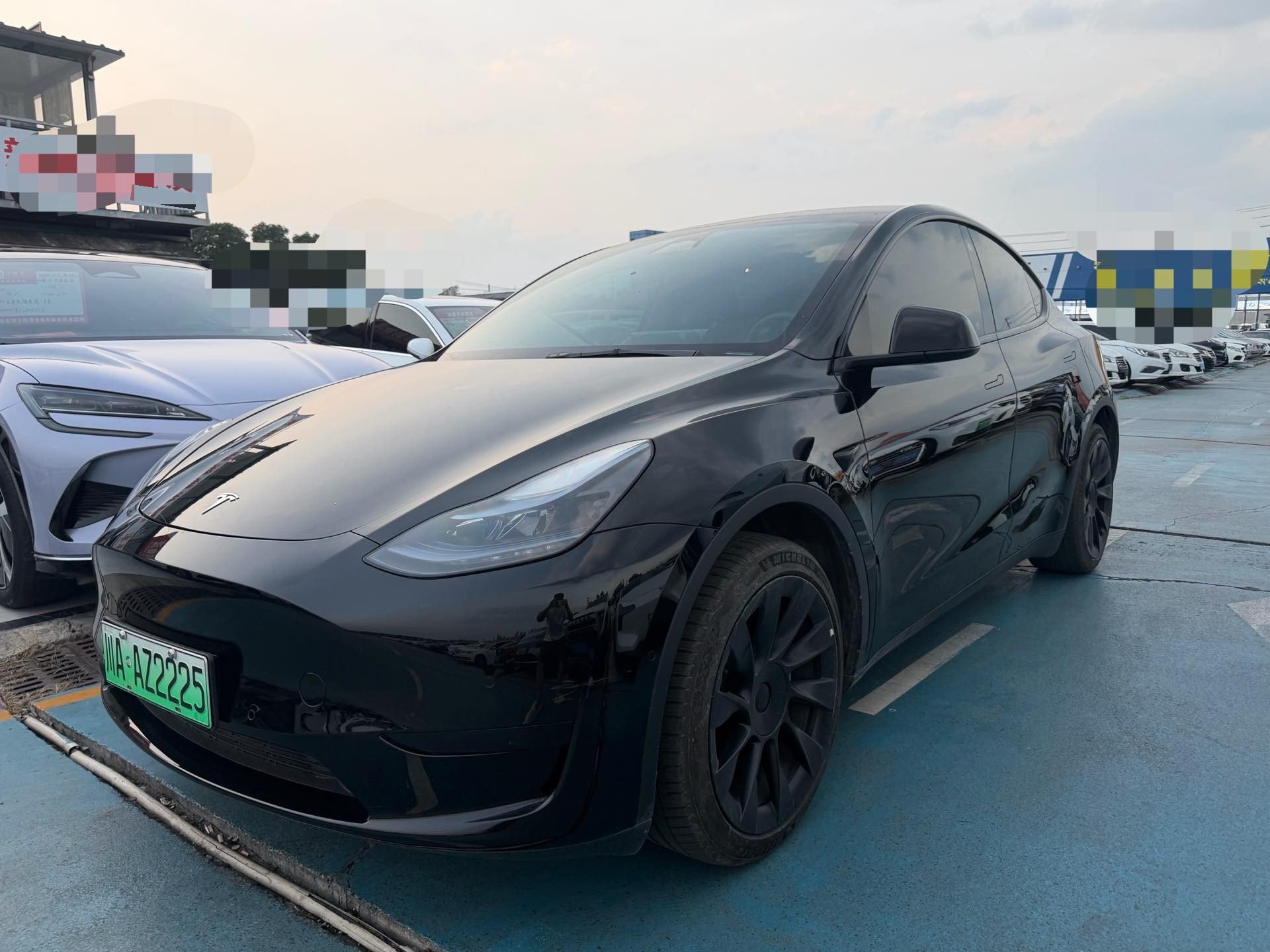 Tesla Model Y 2023 Tesla Model Y 2023 car image